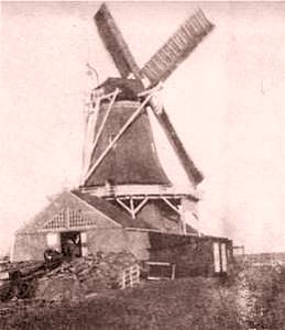 De molen nadat hij in 1855 opnieuw werd opgebouwd